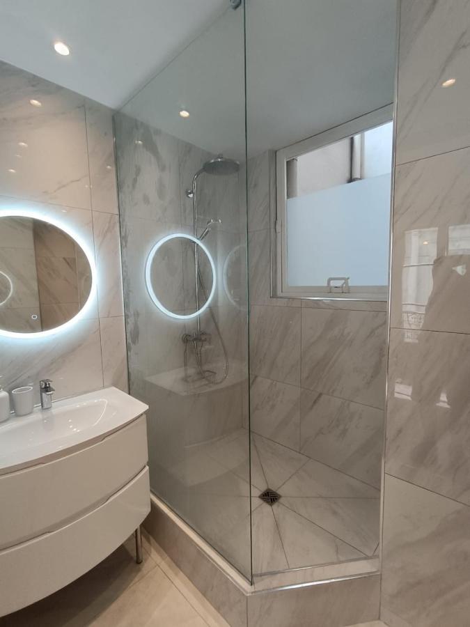 Studio Pompidou - Rue Des Temples 3 Places Apartment Париж Екстериор снимка